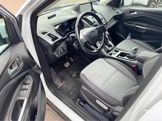 Ford Kuga, 2016 г., 152 317 км