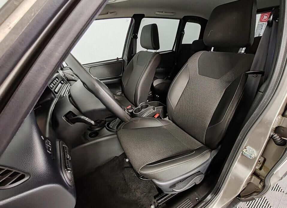 LADA (ВАЗ) Niva Travel, I 1.7 MT (80 л.с.) 4WD