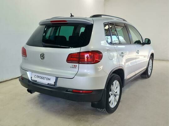 Volkswagen Tiguan, 2016 г., 109 553 км