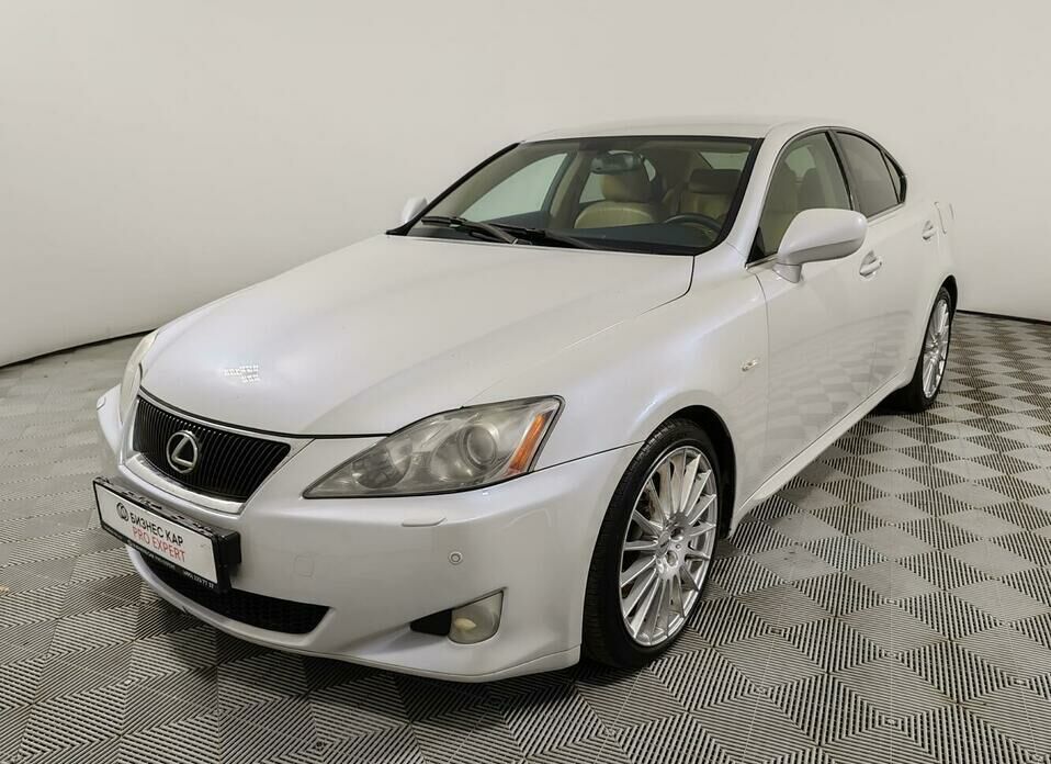 Lexus IS 250 2.5 AT (208 л.с.)
