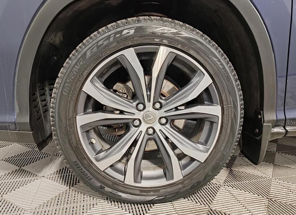 Lexus RX, IV 350 3.5 AT (300 л.с.) 4WD