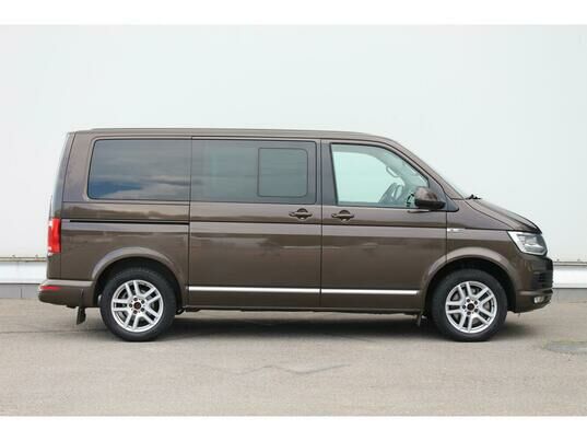 Volkswagen Multivan, 2015 г., 129 183 км