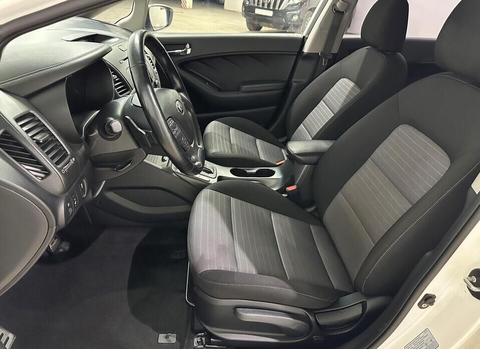 Kia Cerato, III 2.0 AT (150 л.с.)