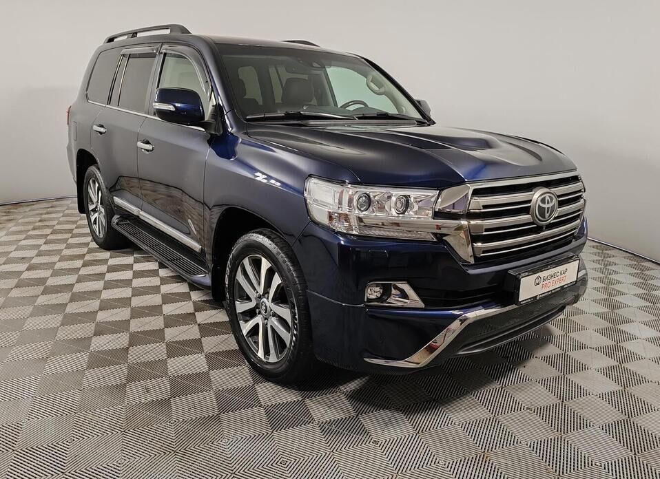 Toyota Land Cruiser, 200 Series Рестайлинг 2 4.5d AT (249 л.с.) 4WD