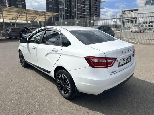 LADA (ВАЗ) Vesta, 2022 г., 88 481 км