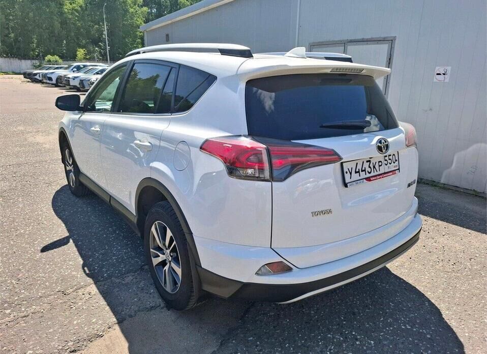 Toyota RAV4, IV (CA40) Рестайлинг 2.0 CVT (146 л.с.) 4WD