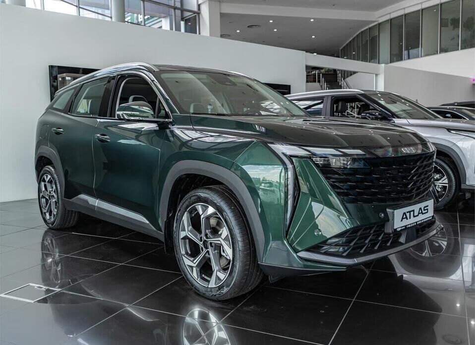 Geely Atlas, II 1.5 AMT (147 л.с.)