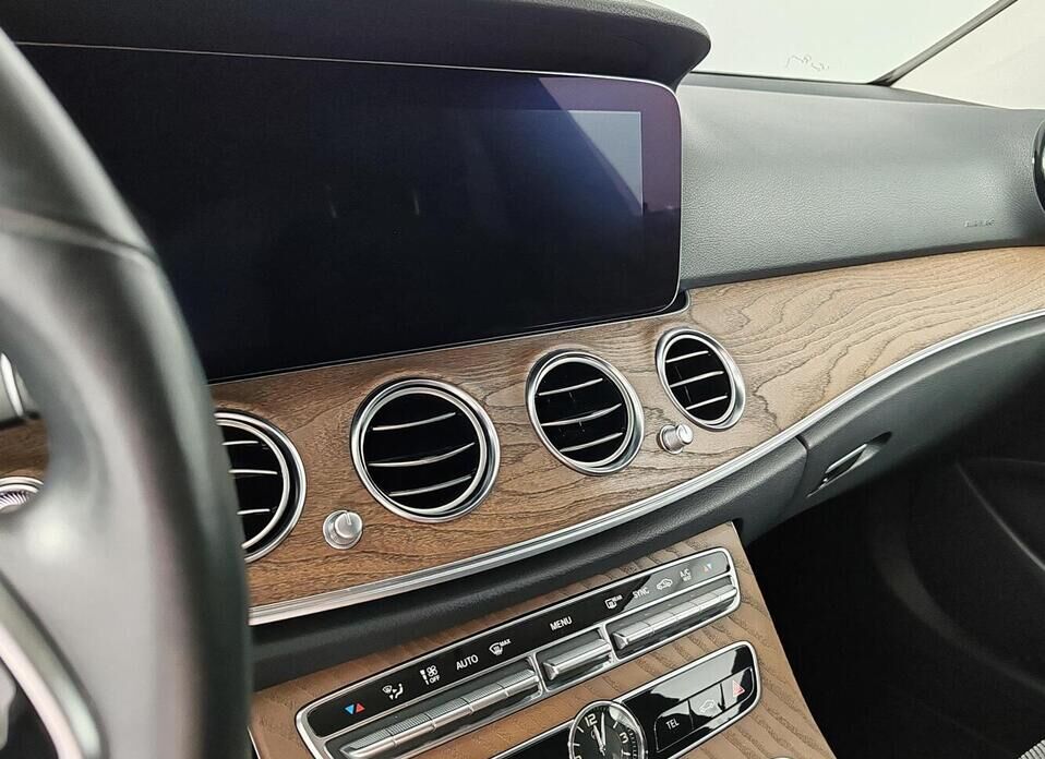 Mercedes-Benz E-Класс, V (W213, S213, C238) 220 d 2.0d AT (194 л.с.) 4WD