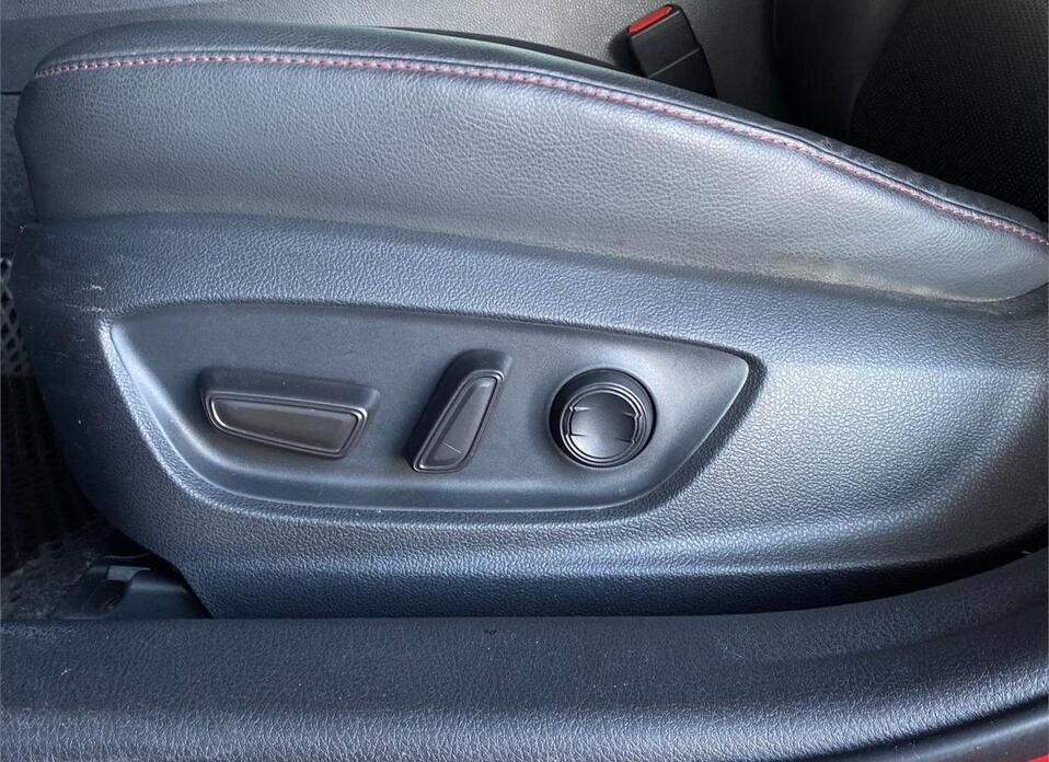 Toyota Camry, VIII (XV70) Рестайлинг 3.5 AT (249 л.с.)