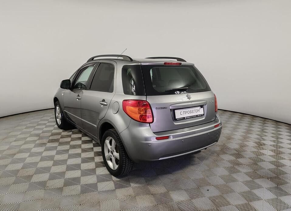 Suzuki SX4 1.6 AT (107 л.с.)