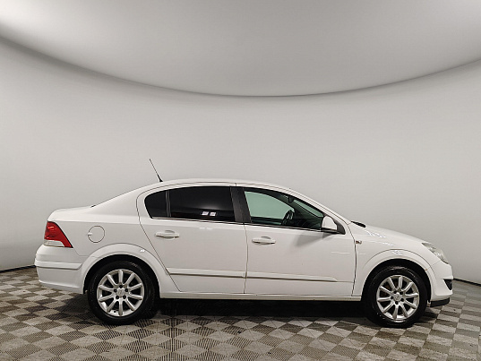 Opel Astra, 2014 г., 153 305 км