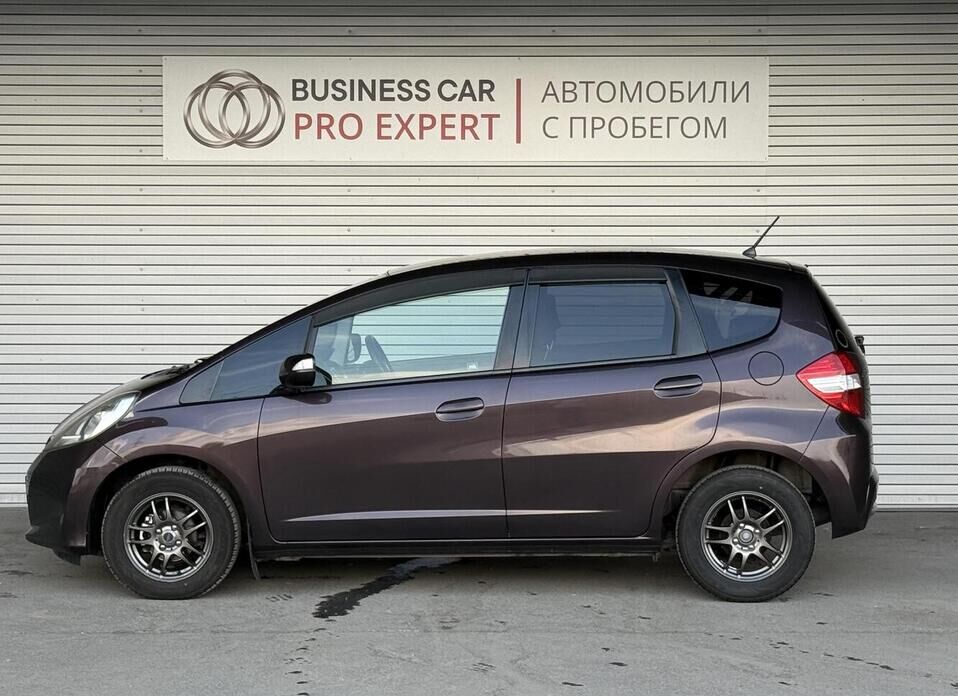 Honda Fit, II 1.3 CVT (99 л.с.)