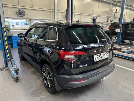 Skoda Karoq, 2021&nbsp;г., 44&nbsp;721&nbsp;км