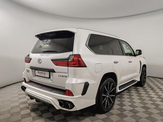 Lexus LX, 2017&nbsp;г., 65&nbsp;282&nbsp;км