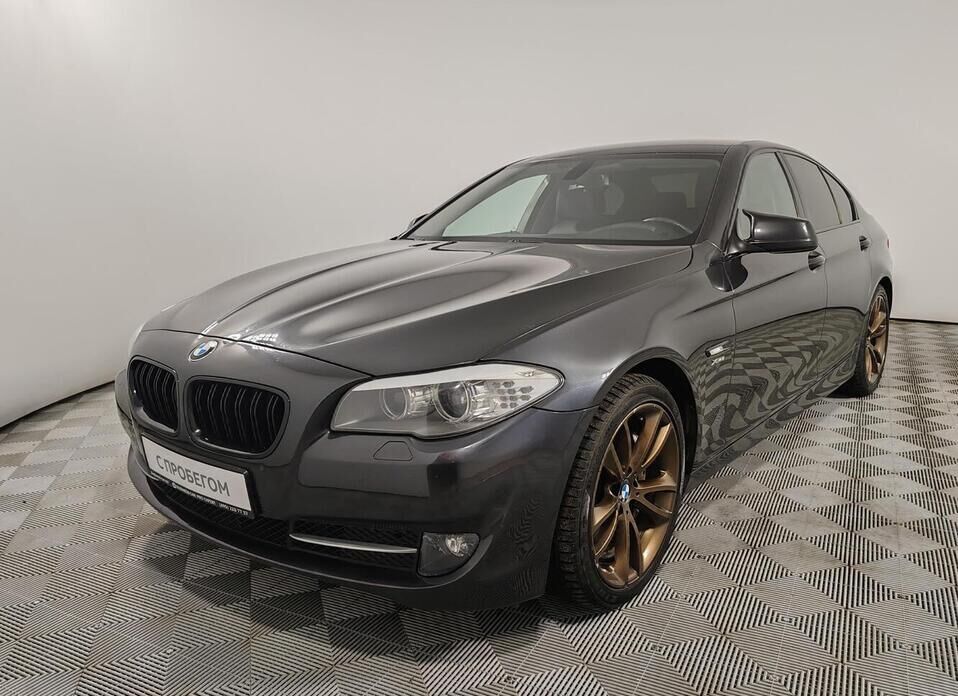 BMW 5 серии 528i 3.0 AT (258 л.с.) 4WD