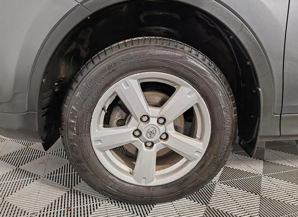Toyota RAV4, IV (CA40) 2.5 AT (179 л.с.) 4WD