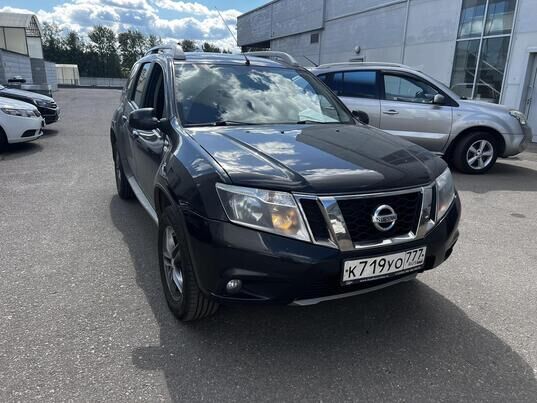Nissan Terrano, 2016 г., 181 219 км