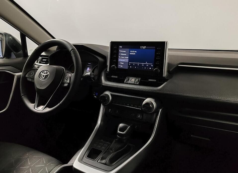 Toyota RAV4, V (XA50) 2.5 AT (199 л.с.) 4WD