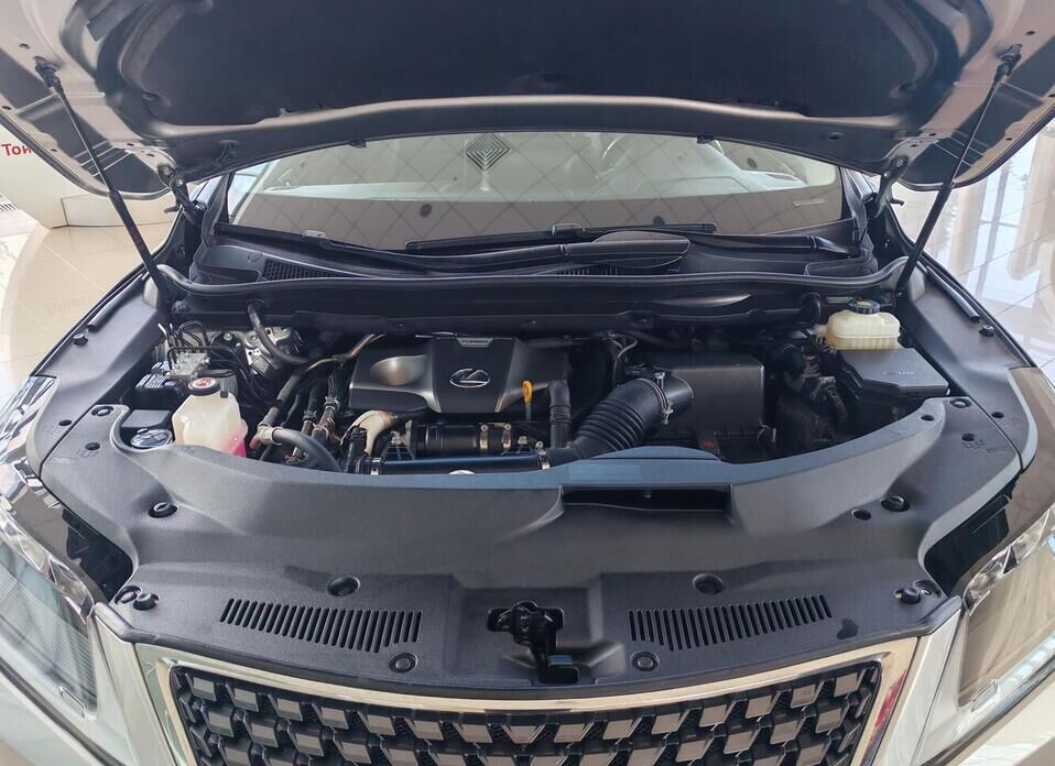 Lexus RX, IV Рестайлинг 300 2.0 AT (238 л.с.) 4WD