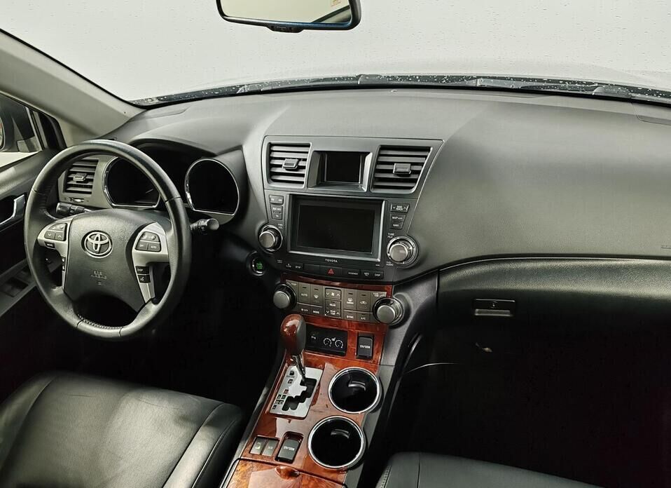 Toyota Highlander, II (XU40) Рестайлинг 3.5 AT (273 л.с.) 4WD