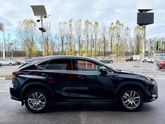 Lexus NX, 2019 г., 85 444 км
