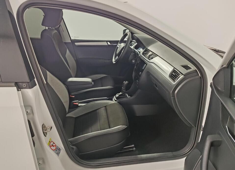 Skoda Rapid, I Рестайлинг 1.6 AT (110 л.с.)