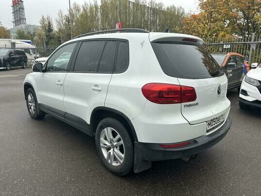 Volkswagen Tiguan, 2014 г., 142 110 км