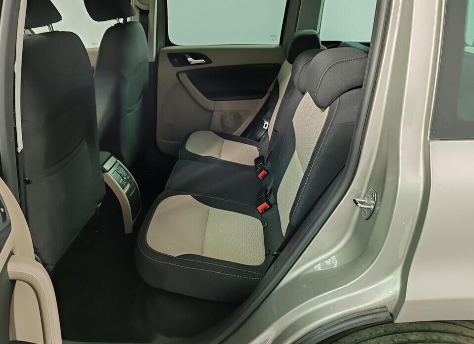 Skoda Yeti 1.8 AMT (152 л.с.) 4WD
