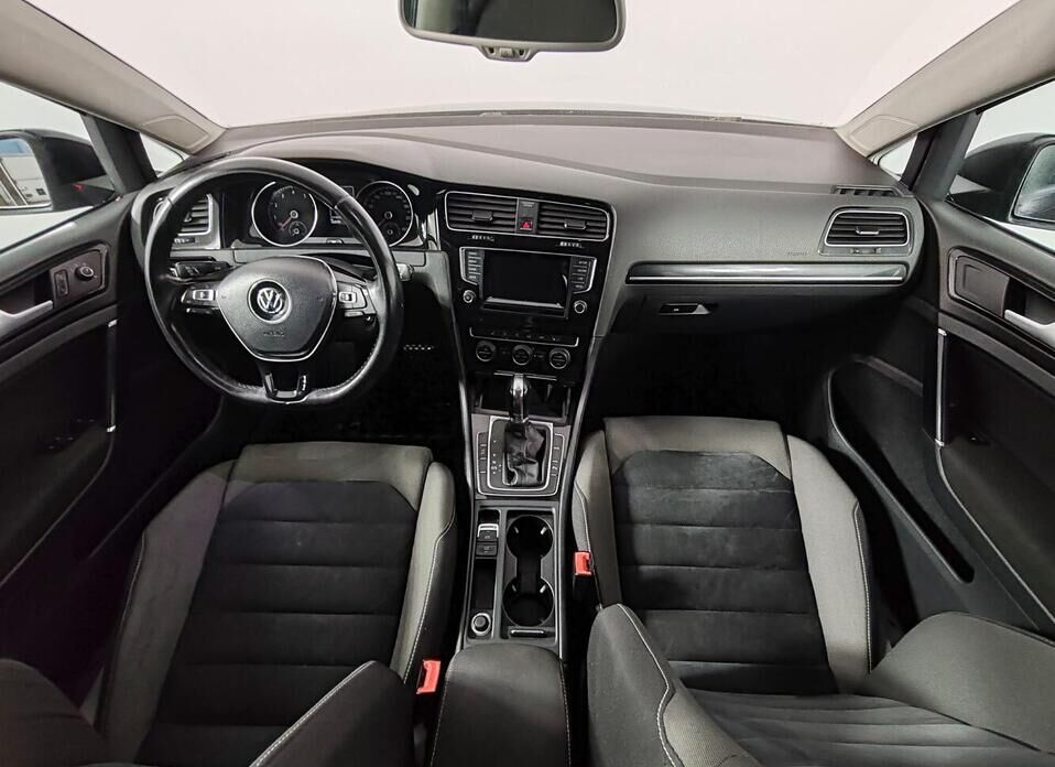 Volkswagen Golf, VII 1.4 AMT (122 л.с.)