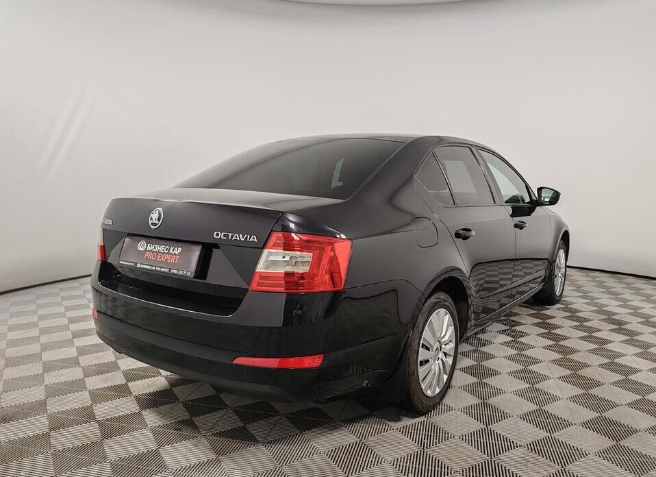 Skoda Octavia, III (A7) 1.6 MT (110 л.с.)