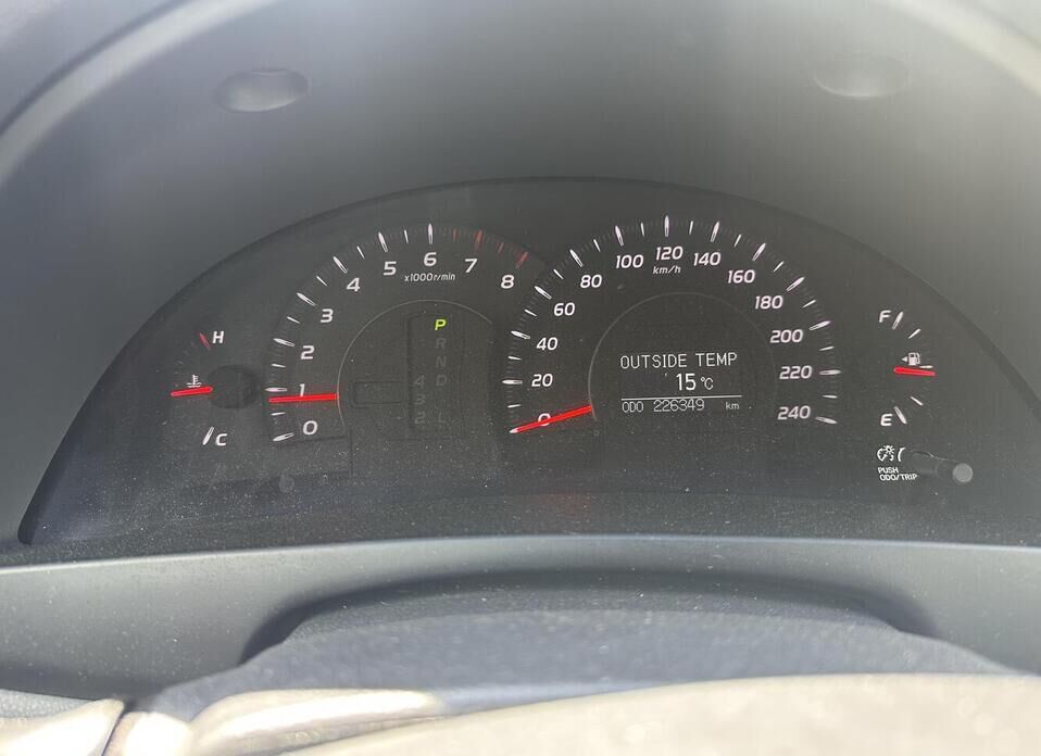 Toyota Camry, VI (XV40) 2.4 AT (167 л.с.)