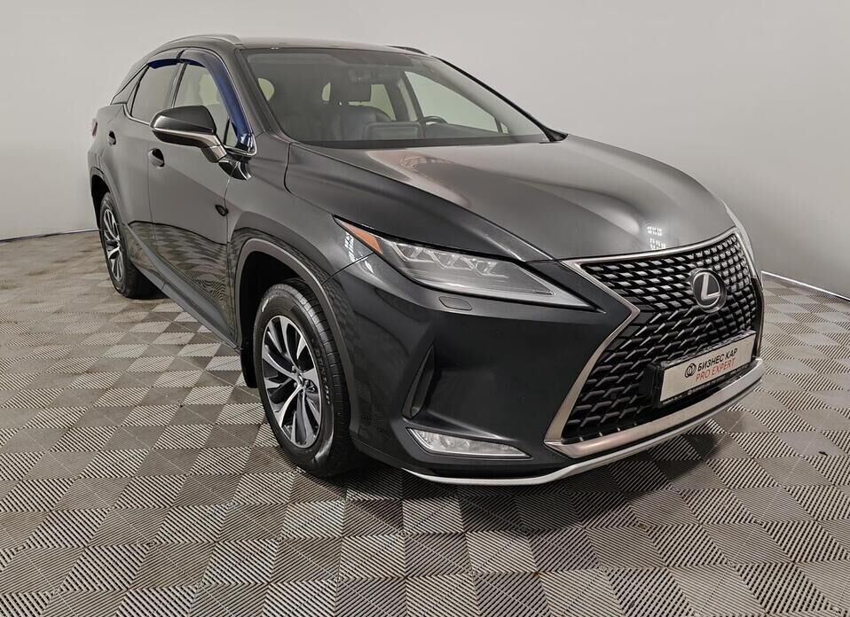 Lexus RX, IV Рестайлинг 300 2.0 AT (238 л.с.) 4WD