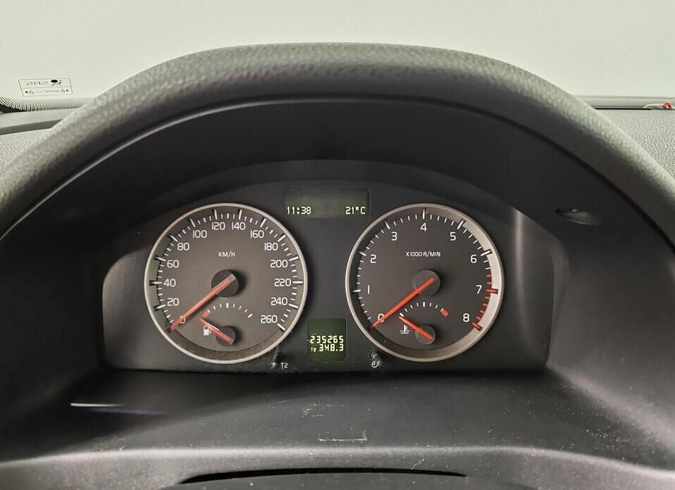 Volvo S40 1.6 MT (100 л.с.)