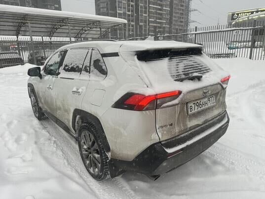 Toyota RAV4, 2020&nbsp;г., 121&nbsp;898&nbsp;км