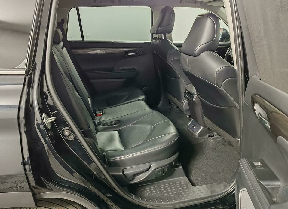 Toyota Highlander 3.5 AT (249 л.с.) 4WD
