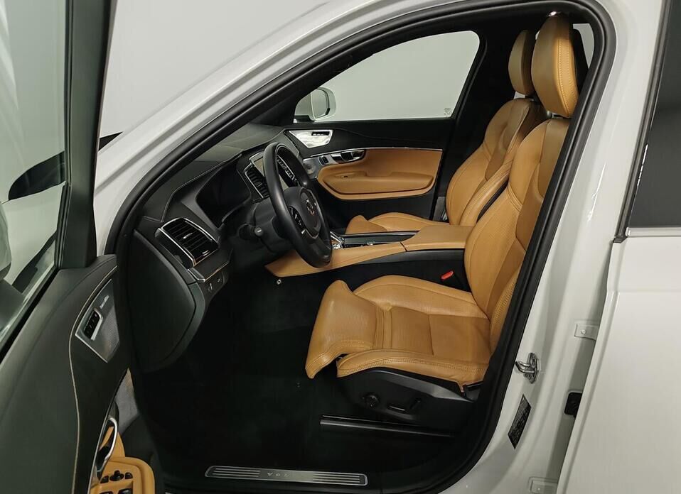 Volvo XC90, II Рестайлинг B5 2.0d AT (235 л.с.) 4WD