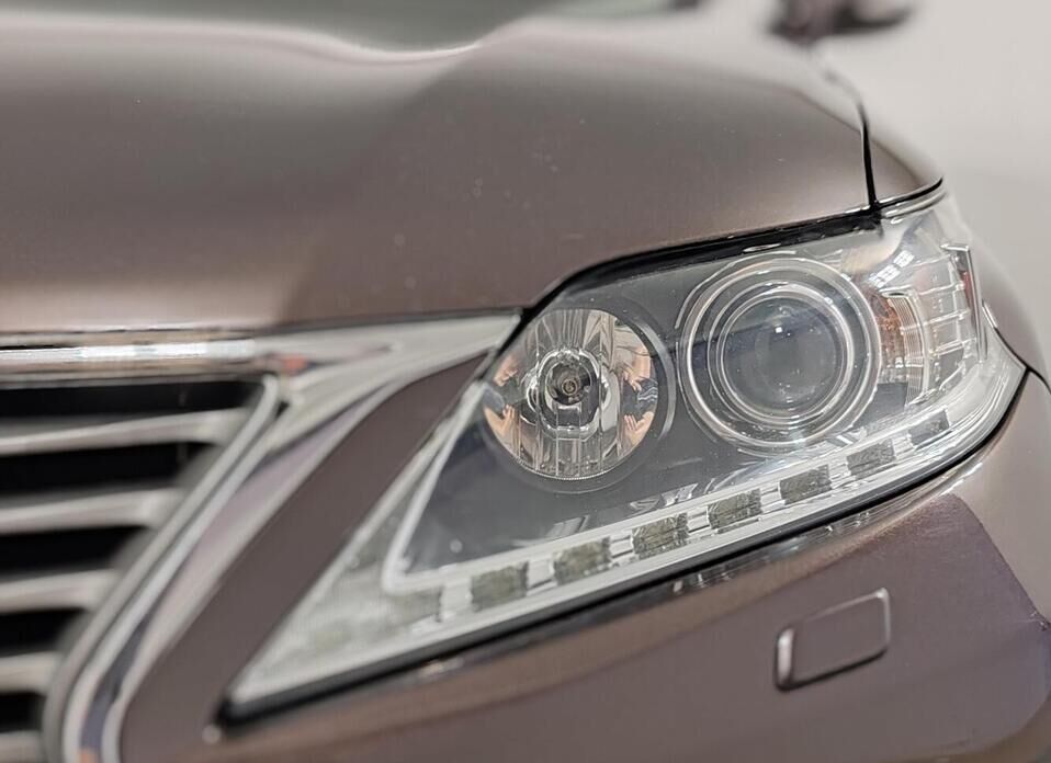 Lexus RX, III Рестайлинг 270 2.7 AT (188 л.с.)