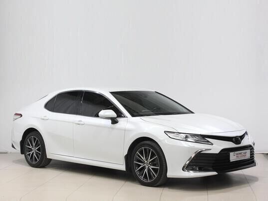 Toyota Camry, VIII (XV70) Рестайлинг, 2022 г., 80 317 км