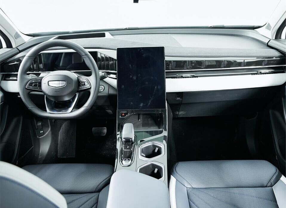 Geely Atlas, II 2.0 AT (200 л.с.) 4WD