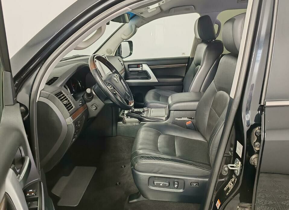 Toyota Land Cruiser 4.5d AT (249 л.с.) 4WD