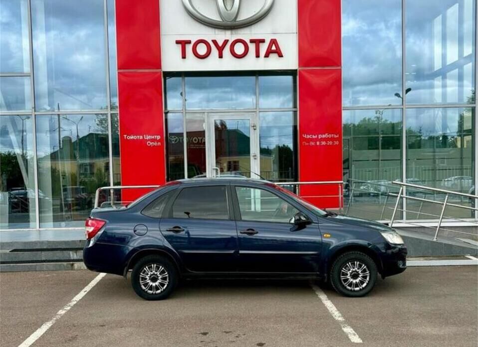 LADA (ВАЗ) Granta, I 1.6 AT (98 л.с.)