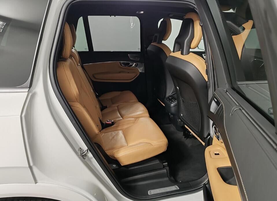 Volvo XC90, II Рестайлинг B5 2.0d AT (235 л.с.) 4WD
