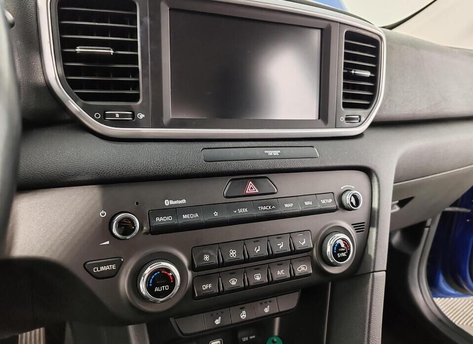 Kia Sportage, IV Рестайлинг 2.0 AT (150 л.с.)