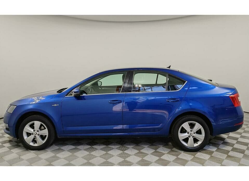 Skoda Octavia 1.6 AT (110 л.с.)