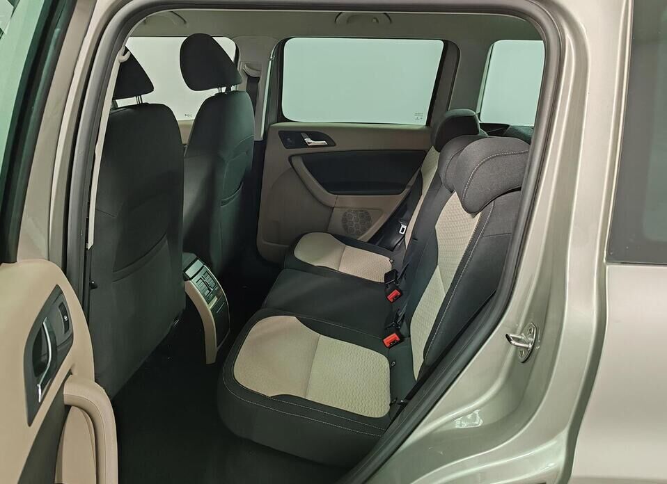 Skoda Yeti 1.8 AMT (152 л.с.) 4WD