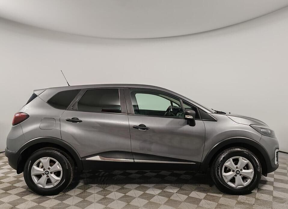 Renault Kaptur, I 1.6 CVT (114 л.с.)