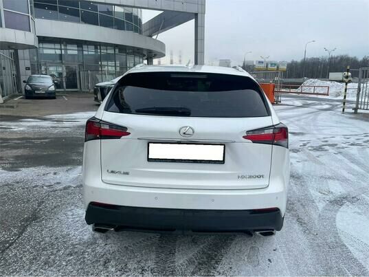 Lexus NX, 2016 г., 61 017 км