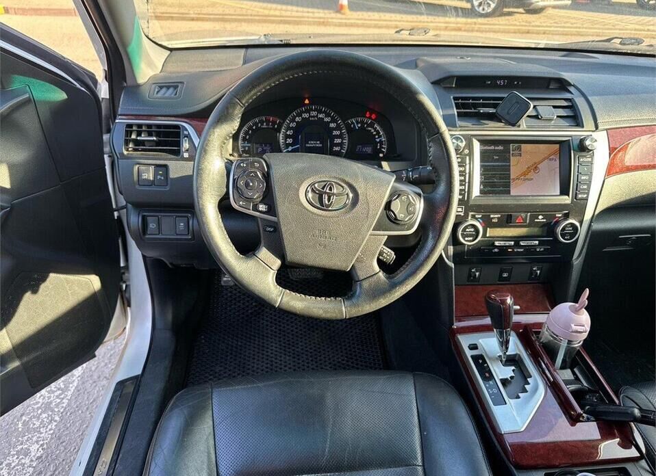 Toyota Camry, VII (XV50) 3.5 AT (249 л.с.)