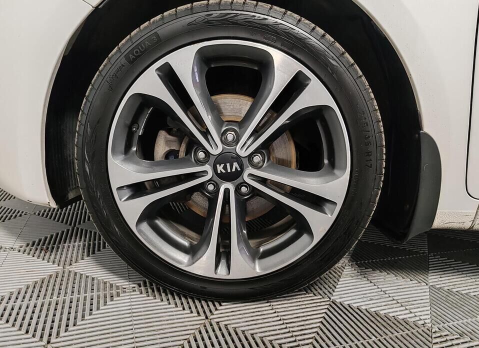 Kia Cerato 1.6 AT (130 л.с.)