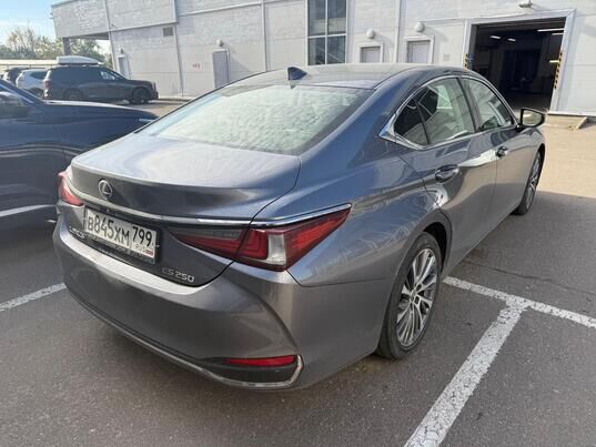 Lexus ES, VII, 2020 г., 125 634 км